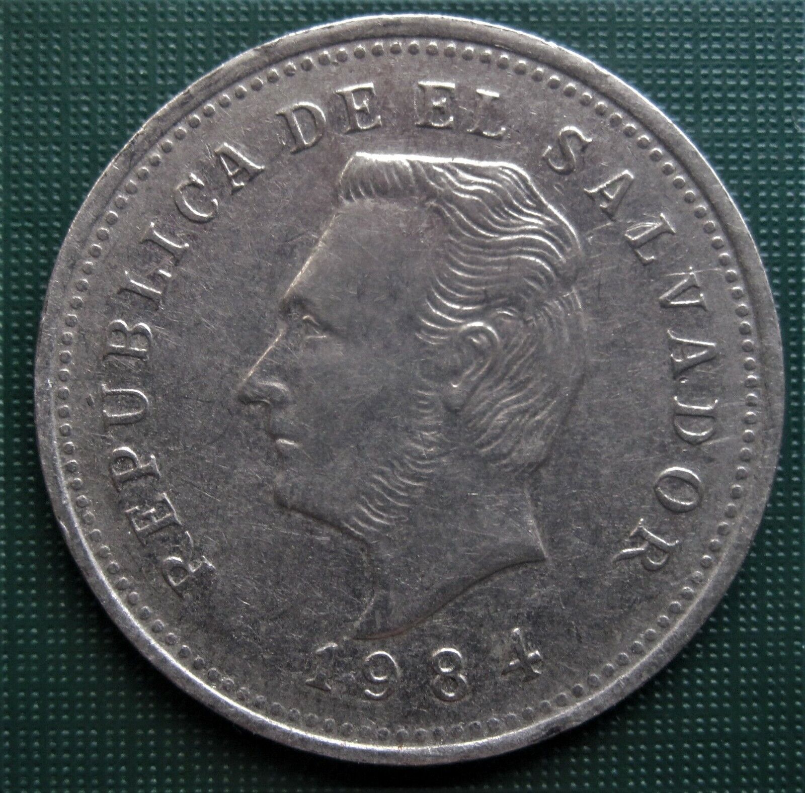 El Salvador 1984 Five Centavo 5 Cent Coin Low Ship X
