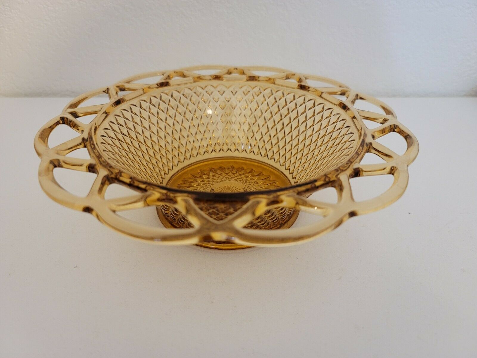 Vintage Imperial Quilted Diamond Lace Edge Amber Brown Glass Bowl Dish
